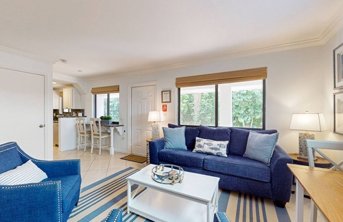 Juno Beach Apartment | Chic Coastal Apartment | Near West Palm Beach | 100’ to Juno Beach