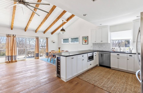 Montauk House | Chic Coastal Cottage In Hither Hills, Montauk. Private Ocean Access