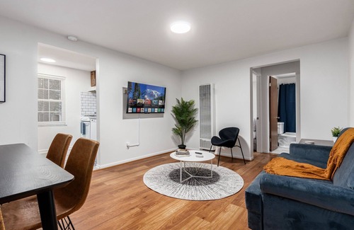 Olde Towne East Apartment | Chic Columbus Apartment!