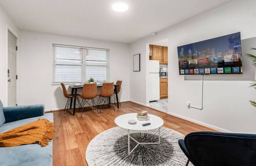Olde Towne East Apartment | Chic Columbus Apartment!