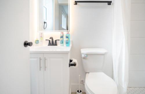 Downtown Los Angeles House | Chic & Comfortable Space Near Downtown LA & USC