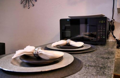 Eagle Pass Apartment | Chic & Cozy 2 bedroom - 1 bathroom - RATED BEST