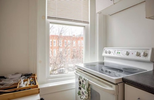 Shaw Apartment | Chic Cozy City-bnb Walkable to Major Attractions