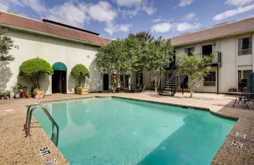 Knox - Henderson Apartment | Chic Dallas Condo with Pool, Walk to Knox Street!