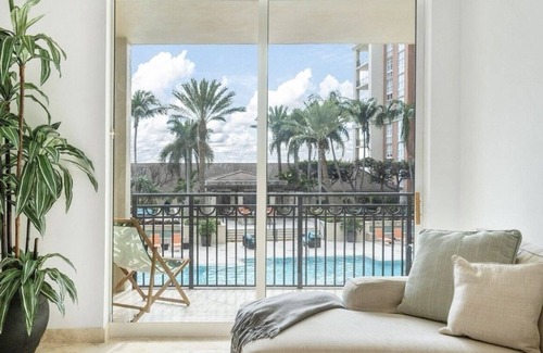 Downtown West Palm Beach Condo | Chic Downtown WPB 2/2 luxury condo