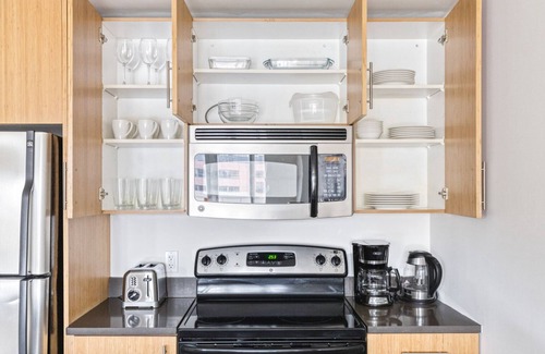 East Cambridge Apartment | Chic East Cambridge 1BR w/Gym & W/D, walk to Kendall Sq, by Blueground