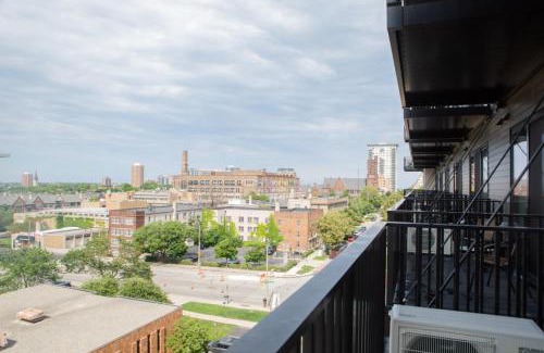 Yankee Hill Apartment | Chic East Side 1BR Apt with Balcony, Pool, and Gym