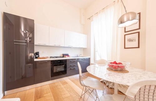 Parma City Centre Apartment | Chic Elegance at Borgo Tommasini Apartment