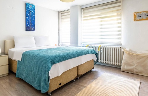 Moda Apartment | Chic Flat 5 min to Moda Coast in Kadikoy