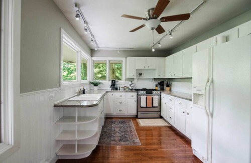 Petoskey House | Chic Golf Course Escape W/Hottub