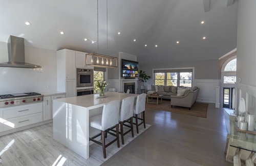 Hampton Bays House | Chic Hamptons Home near beach!