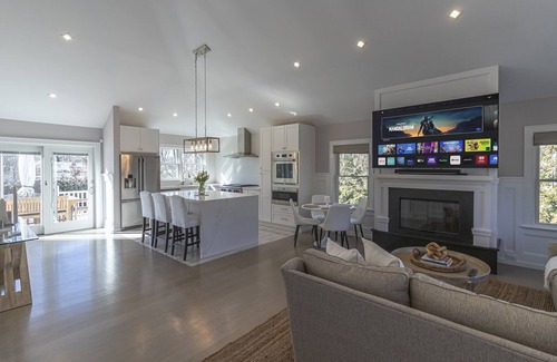Hampton Bays House | Chic Hamptons Home near beach!