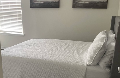 Tall Timbers - Brechtel Boat Rental | Chic Hidden treasure