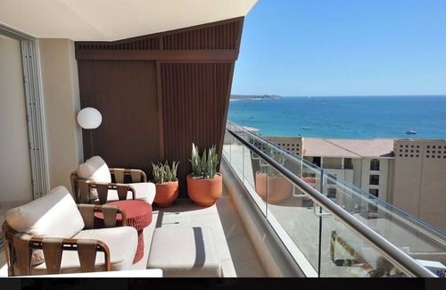Ildefonso Green Hotel | Chic hotel with fitness room, WiFi in fabulous Cabo San Lucas