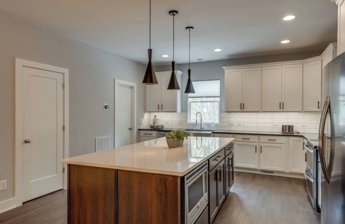 Historic Waverly House | Chic+Luxury 12 South Townhome | Near Downtown