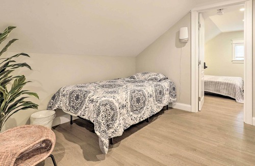 Milton House | Chic Milton Getaway ~ 10 Miles to Downtown Boston!