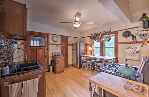 Riverwest Apartment | Chic Milwaukee Apartment in Hip Neighborhood!
