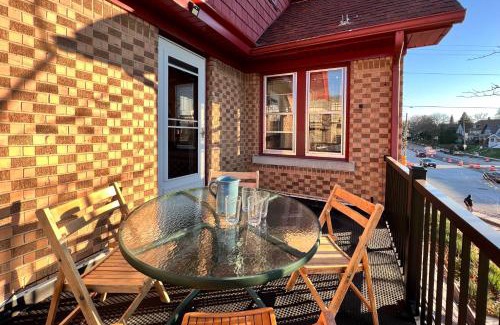 Riverwest Apartment | Chic Milwaukee Apartment in Hip Neighborhood!
