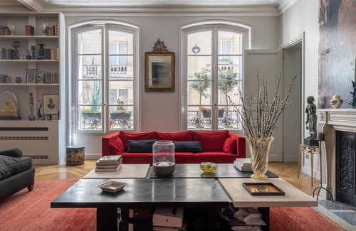 7th Arrondissement Apartment | CHIC & Modern Apartment in the 7eme!