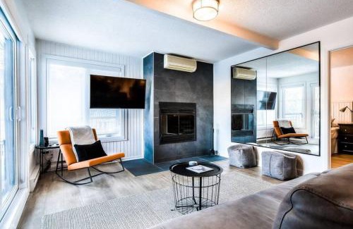 Mont-Tremblant Apartment | Chic Mt-Tremblant Condo with View on the Lake by Denstays