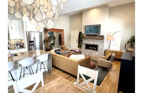 West Colfax House | Chic New Townhome w/Rooftop Patio & Garage