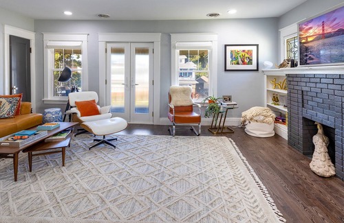 North Buffalo Apartment | Chic North Buffalo Apartment