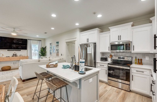 Laguna Beach Estates House | Chic Panama City Beach Home, Walk to Laguna Beach!