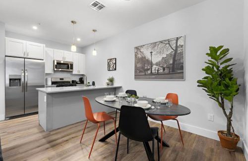 Constable Hook Apartment | Chic Retreat Free Parking 30Min to NYC