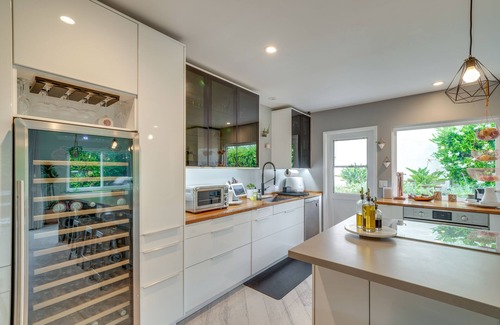 Oak Park Condo | Chic Santa Barbara Vacation Rental w/Patio!