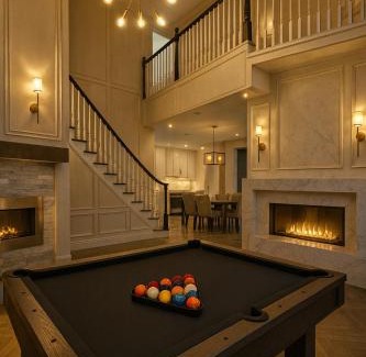 Sunset Park House | Chic Santa Monica House - Spa Hot Tub, Billiards, BBQ, Projector