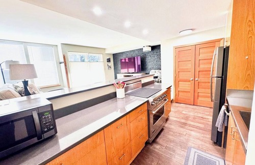 Alyeska Apartment | Chic Slopeside Ground Floor Condo - 1 Bdrm
