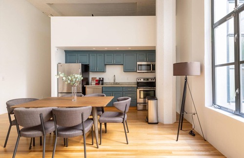 South of Market House | Chic South Beach 1BR Loft, nr Groceries & Restaurants, by Blueground