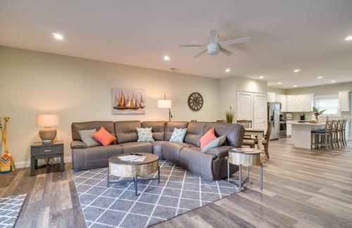 Spring City House | Chic Spring City Townhome on Watts Bar Lake!