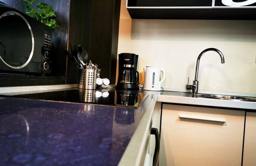 Militari Apartment | Chic Studio Retreat in Militari: Steps from Metro & Amenities