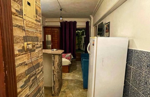 Zamalek Apartment | Chic studio with AC and WiFi in enchanting Cairo Governorate