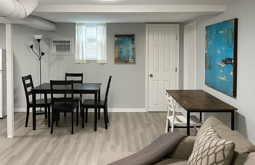 Chicago Apartment | Chic Studio with WiFi and AC in Beautiful Chicago