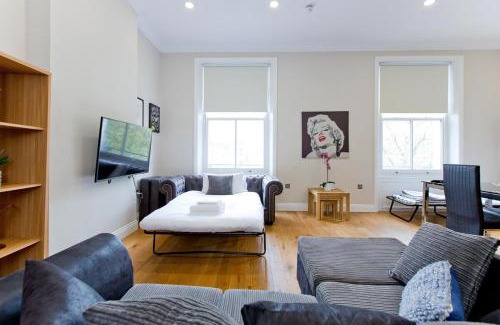 Kensington Apartment | Chic & Trendy 1BR Flat in Prime Location