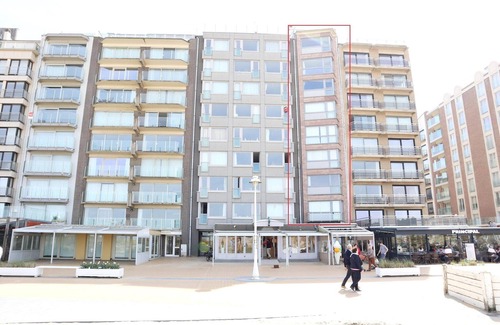 Nieuwpoort-Bad Apartment | Chic Urban Seaside Apartment