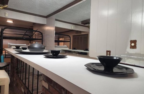Memphis House | Chic Very Large Home Near Downtown Beale Street