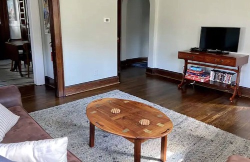 North Chattanooga Apartment | Chic Villa in Amazing Location - First Floor
