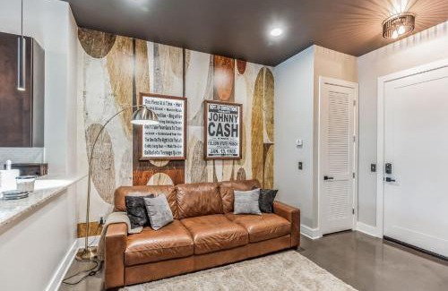 West End House | Chic West End Loft Right Next Door to Vanderbilt
