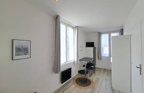Reims Apartment | Chicago- Appartement Lumineux