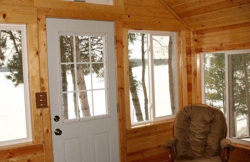 Hunter Cabin | Chief Lake Lodge Cabin #2