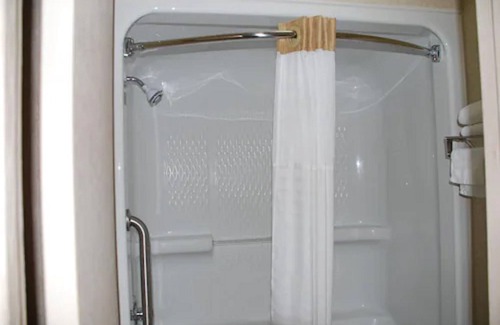 Fayetteville Hotel | Chief Motel