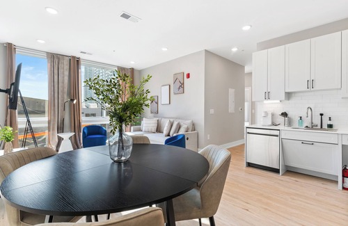 Philadelphia Apartment | Child-friendly 2 BR Apt - 10 min away to Fishtown