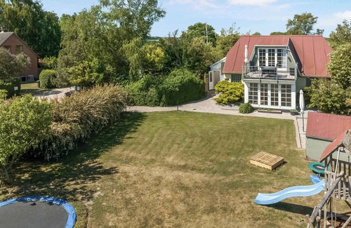 Tørresø House | Child-friendly cottage with large indoor pool