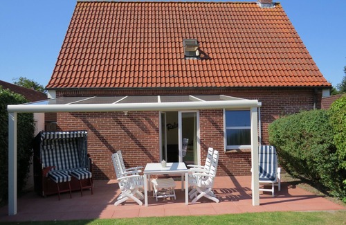 Norden House | Child friendly Detached house w. Garage, bicycles, WLAN, beach chair in the garden
