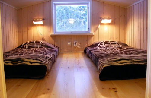 Mora House | Child-friendly holiday home close to the lake