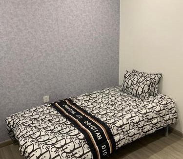 District 9 Apartment | Chill Door Homestay BS16 The Oasis Vinhome Grand Park