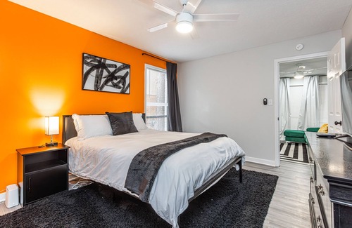 Flowood House | Chill in Brandon at This Newly Renovated Townhome